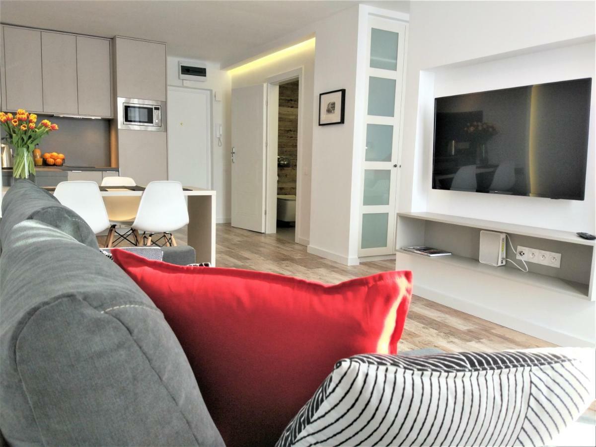 City Center Zelazna, Next To Warsaw'S Business District & Fabryka Norblina, By Warsawskyline Apartments מראה חיצוני תמונה